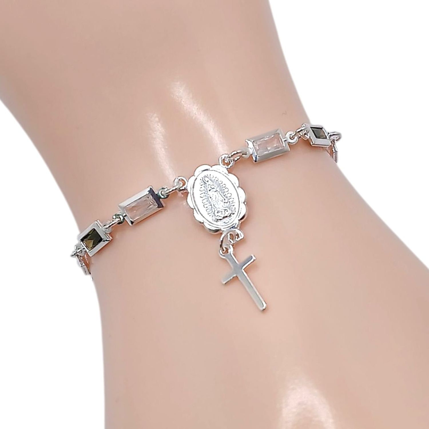 PULSERA VIRGEN DE GPE Y CRUZ CON CZ VERDE OLIVO Y BCA, 7&quot; PLATA .925