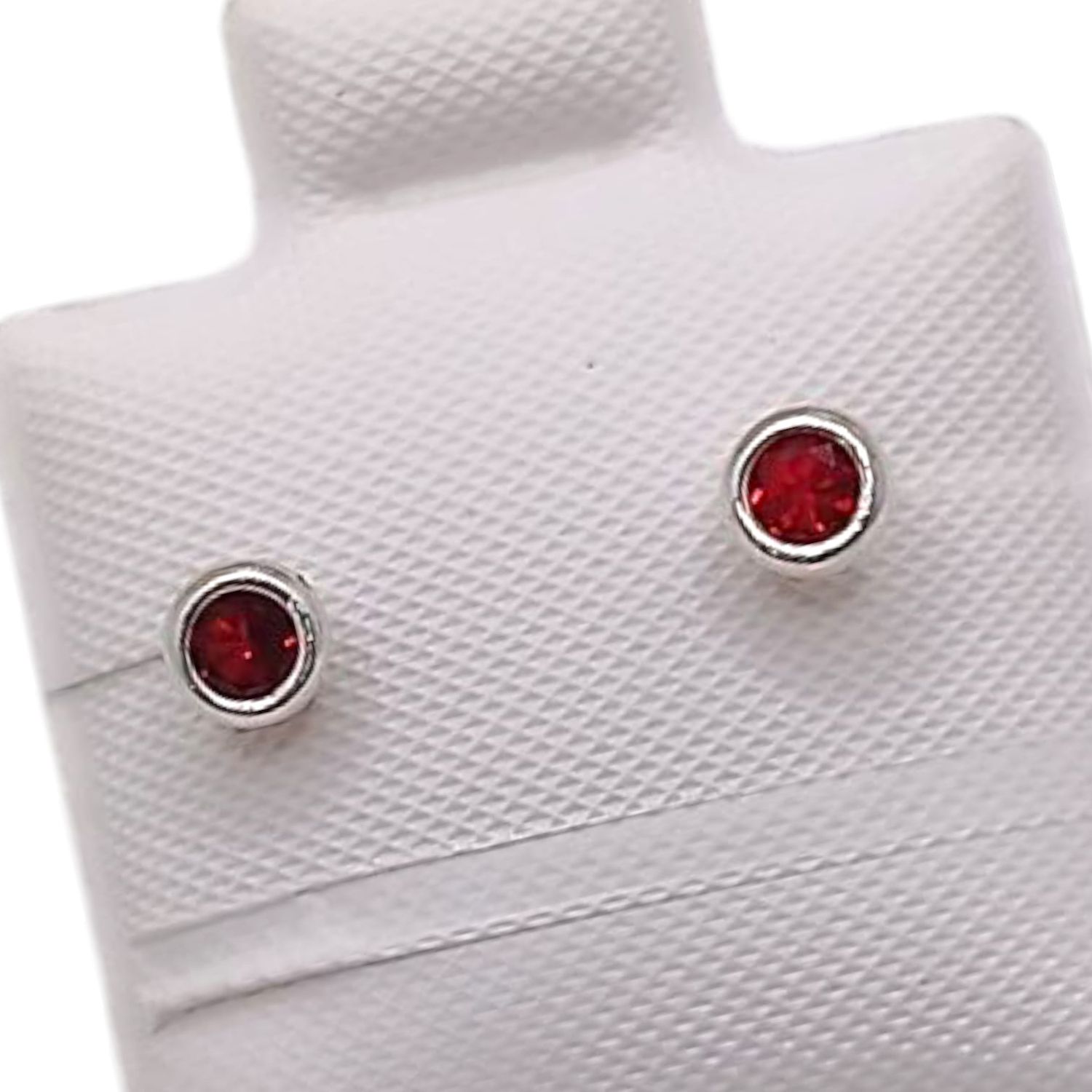 BROQUEL CZ ROJA MM CON BISEL, BROCHE BOLITA, PLATA .925