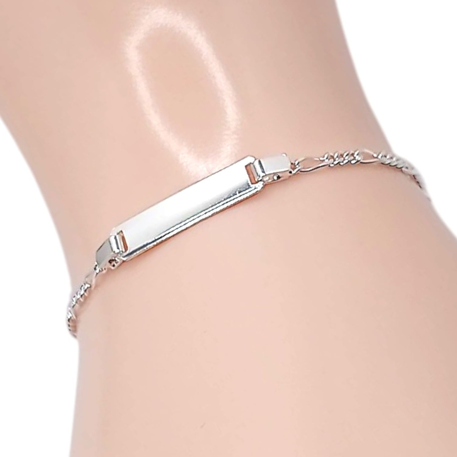 PULSERA FIGARO CON PLACA 6&quot; 2.5 MM, PLATA .925
