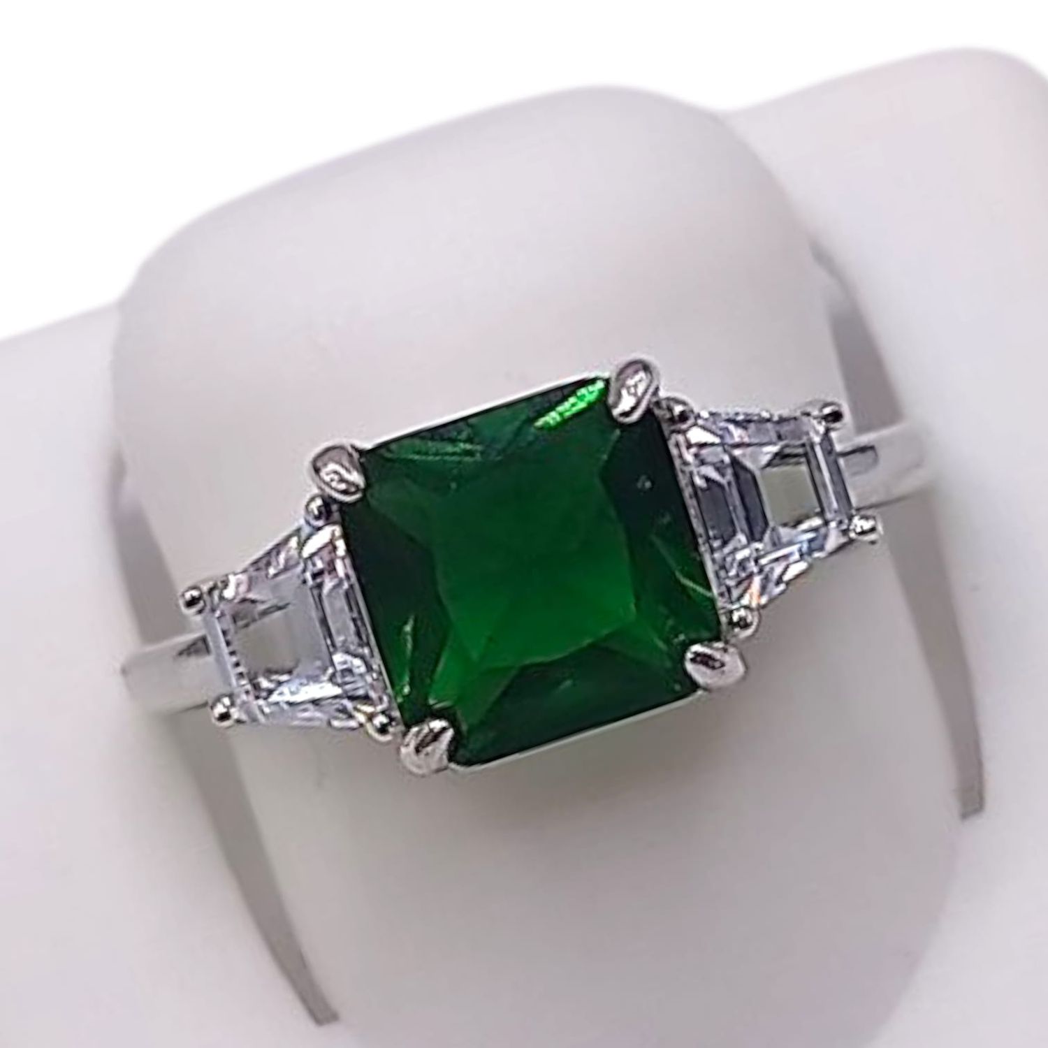 ANILLO CZ VERDE VARIAS MEDIDAS, PLATA .925