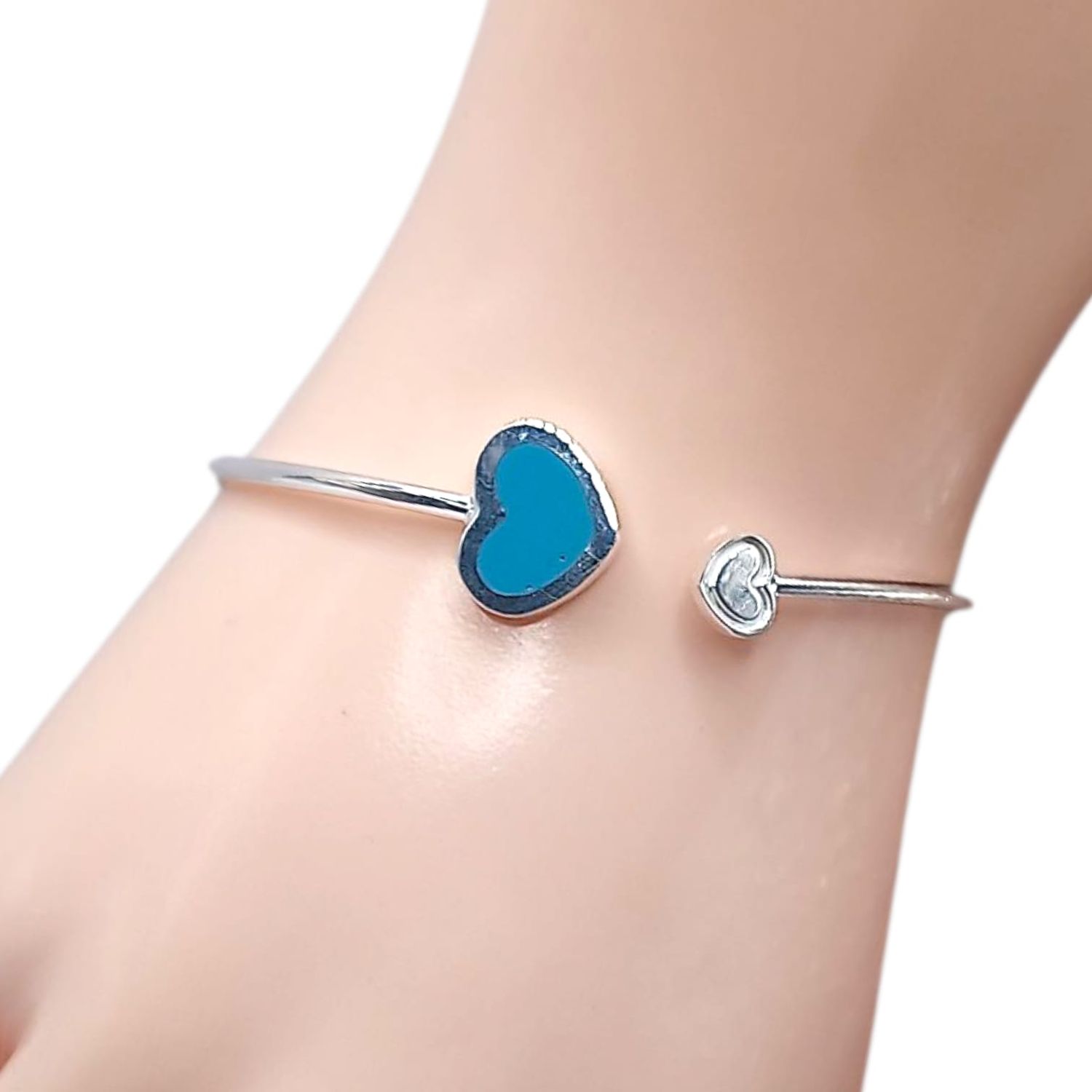 PULSERA RIGIDA CORAZONES, PLATA .925