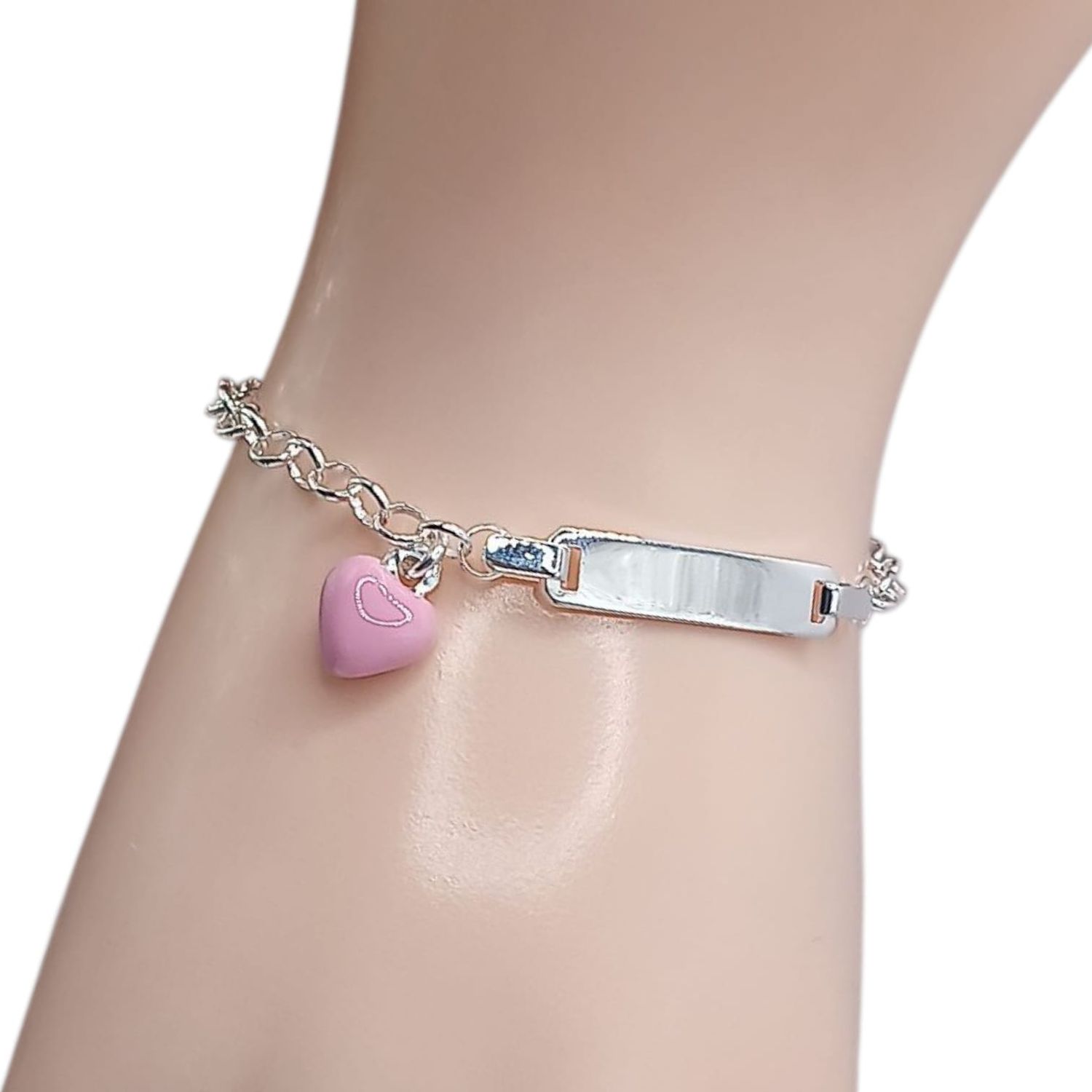 PULSERA CON PLACA Y CORAZON ESMALTADO ROSA 6&quot;, PLATA .925