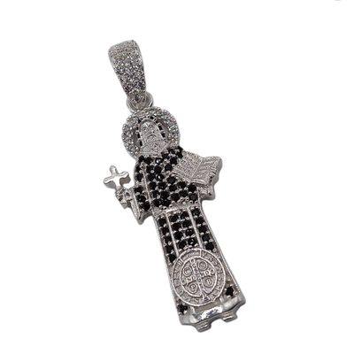 DIJE SAN BENITO CZ NEGRA Y BCA, 4.8 CM, PLATA .925