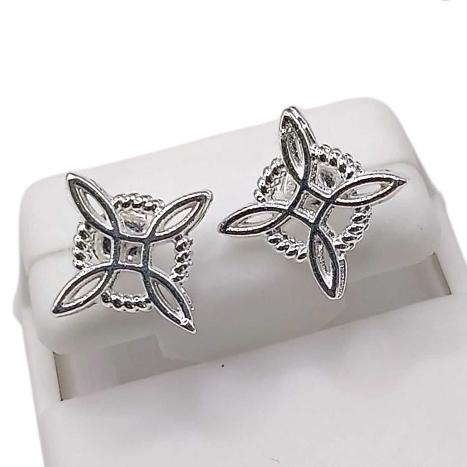 ARETE NUDO DE BRUJA, BROCHE MARIPOSA, PLATA .925