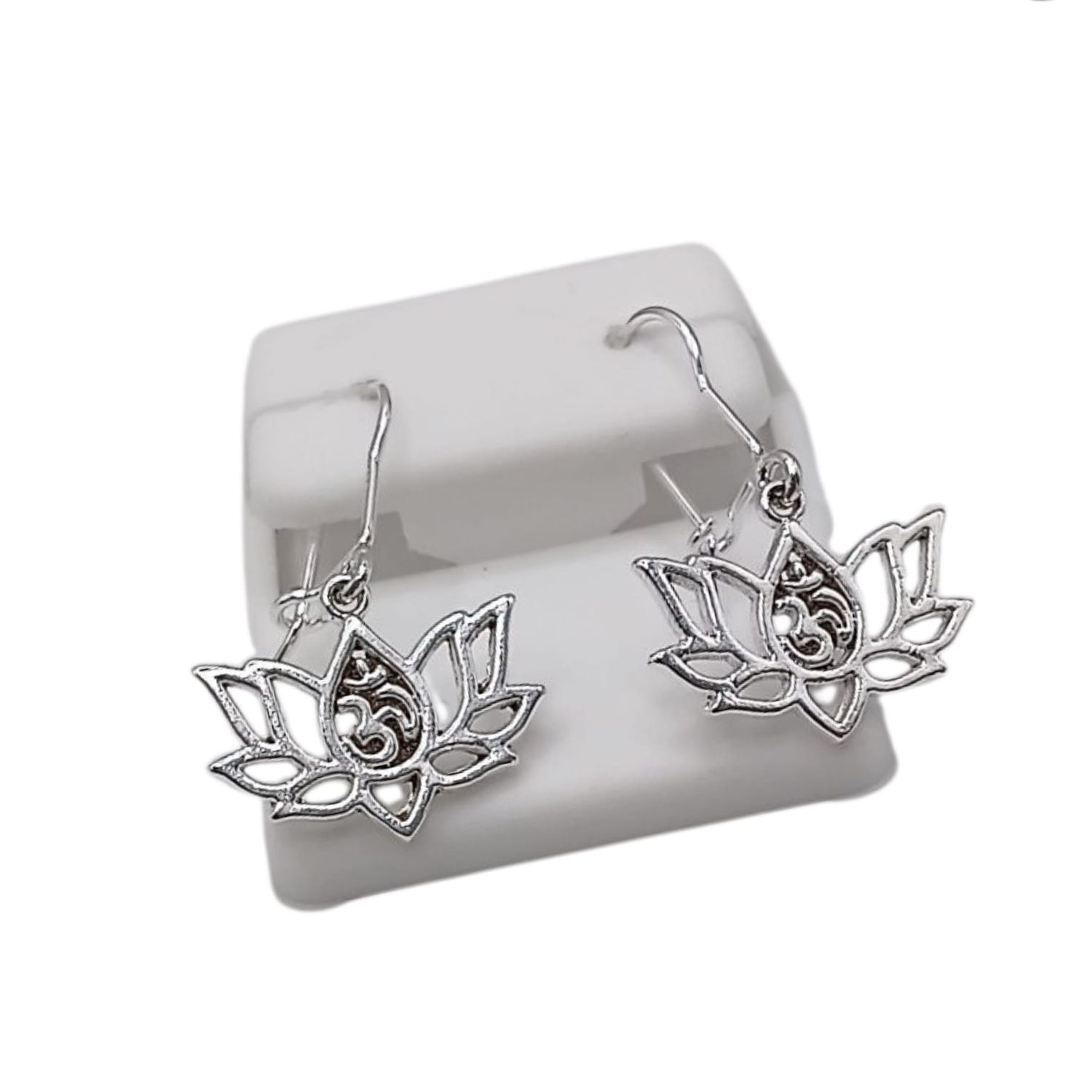 ARETE FLOR DE LOTO, 3 CM, PLATA .925