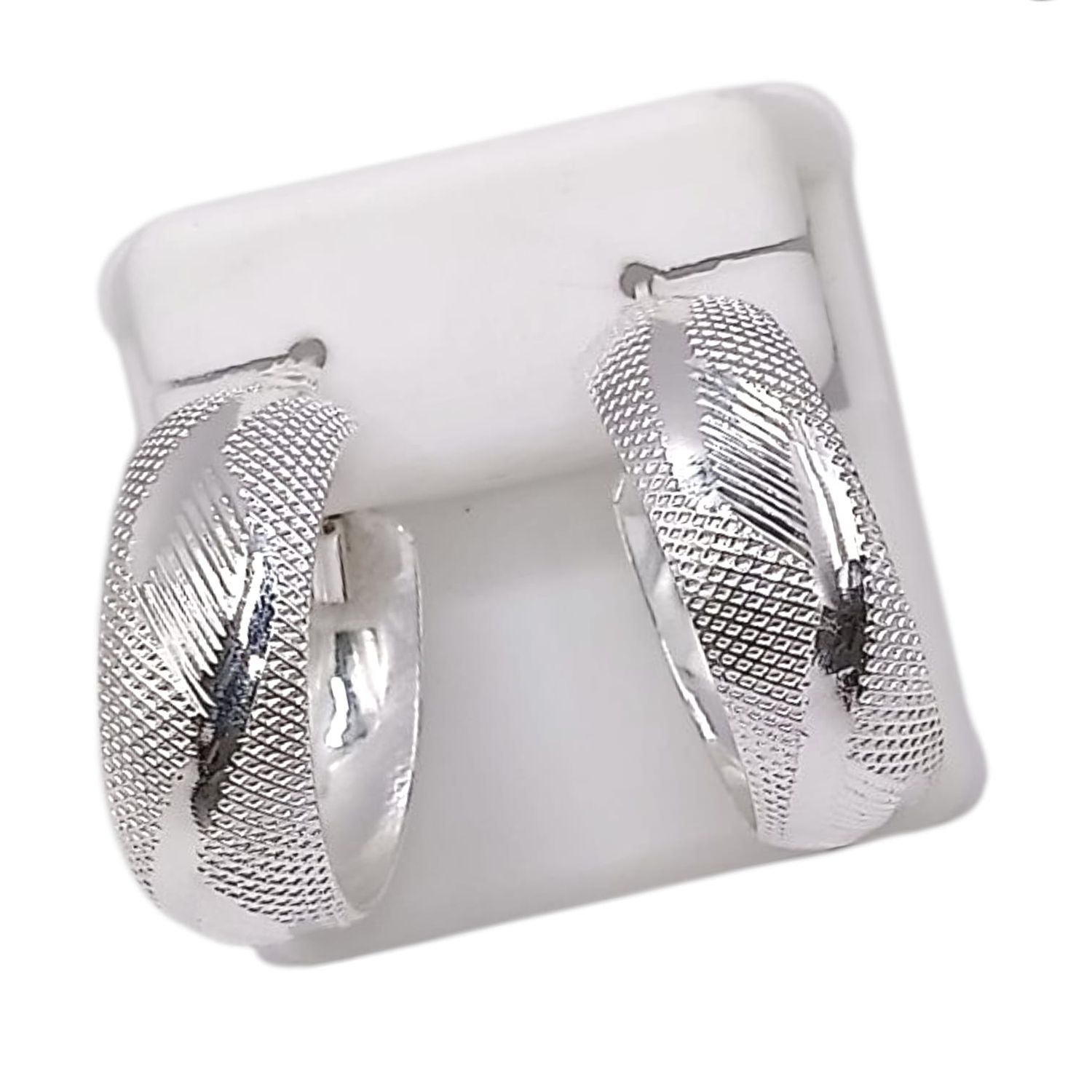 ARRACADA DIAMANTADA 2.8 CM, PLATA .925