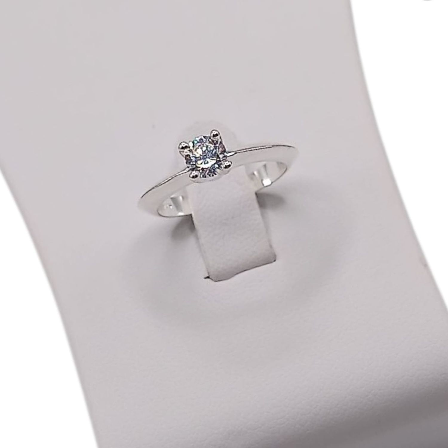 ANILLO SOLITARIO PLATA .925