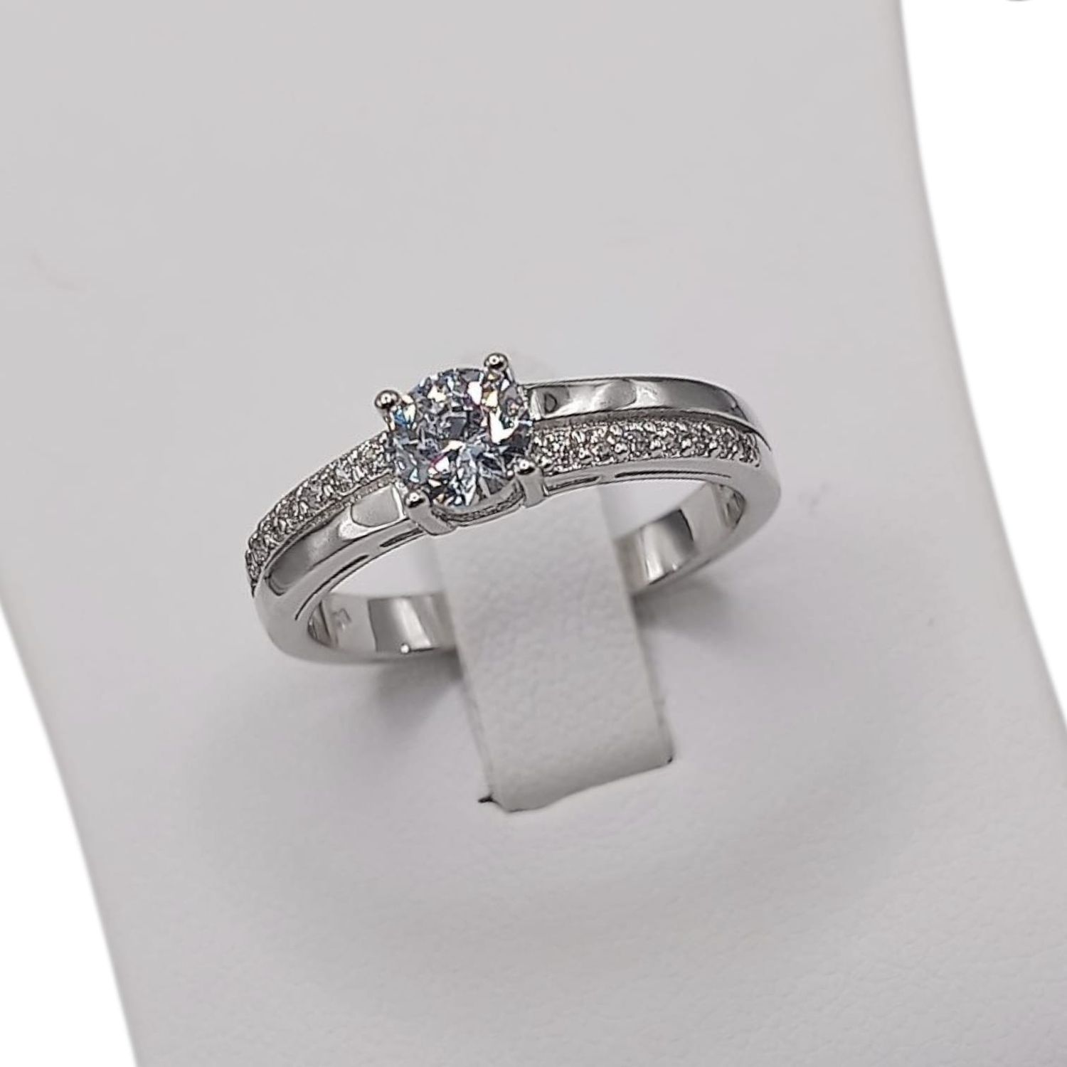 ANILLO SOLITARIO CON MINI CZ VARIAS MEDIDAS VARIAS MEDIDAS PLATA .925