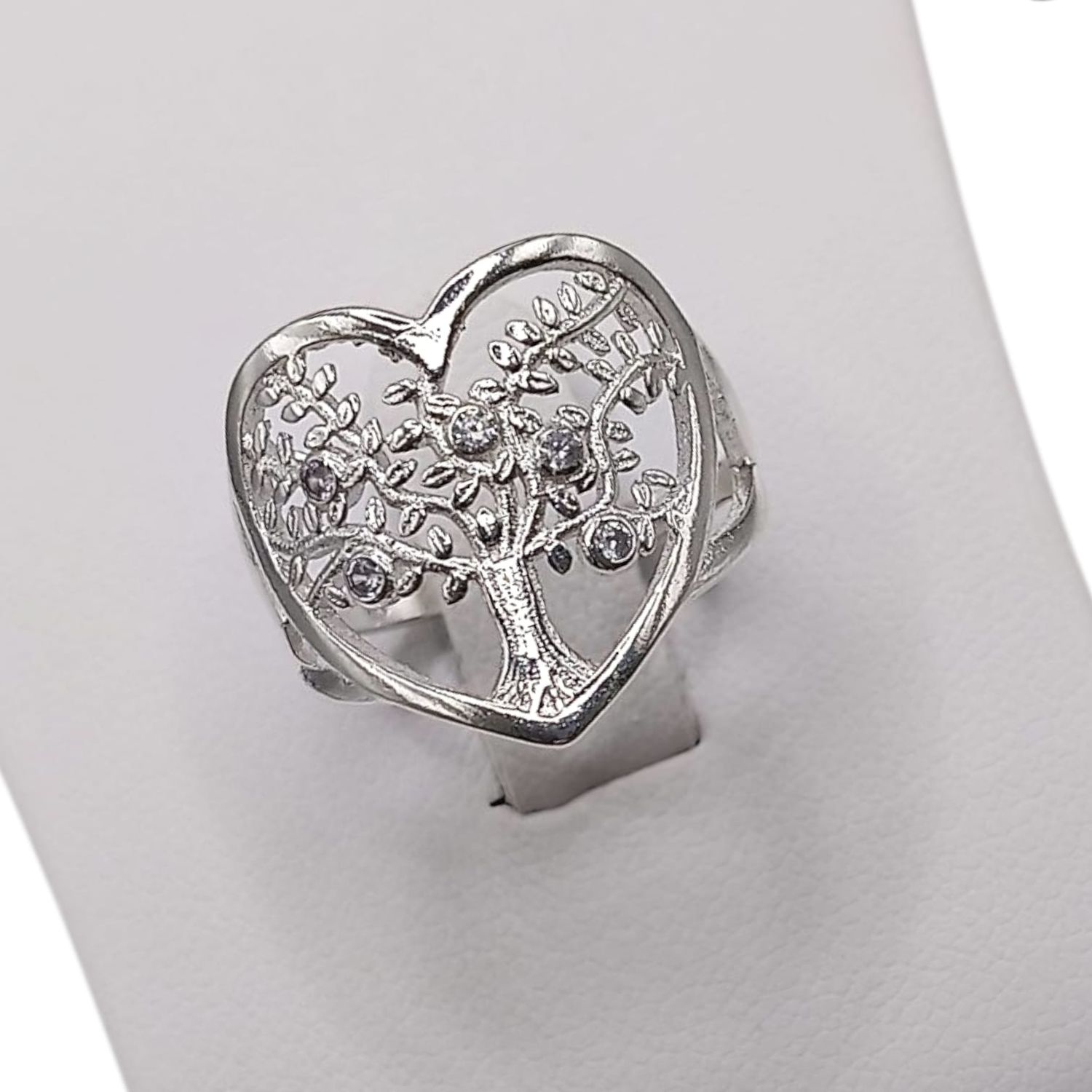 ANILLO CORAZON CON ARBOL MEDIDA #5.5 PLATA .925