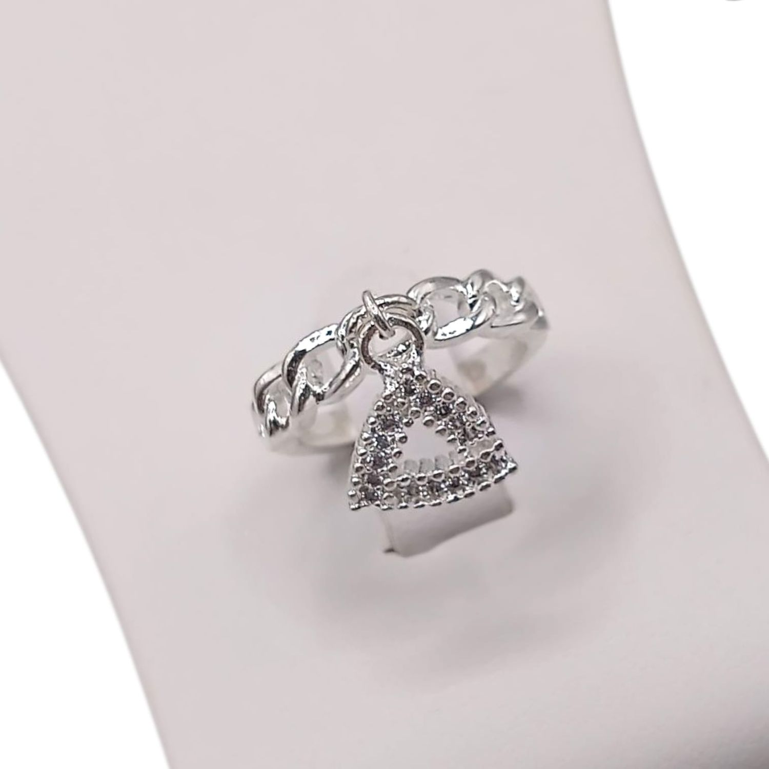 ANILLO AJUSTABLE TRIANGULO DE LA SUERTE PLATA .925