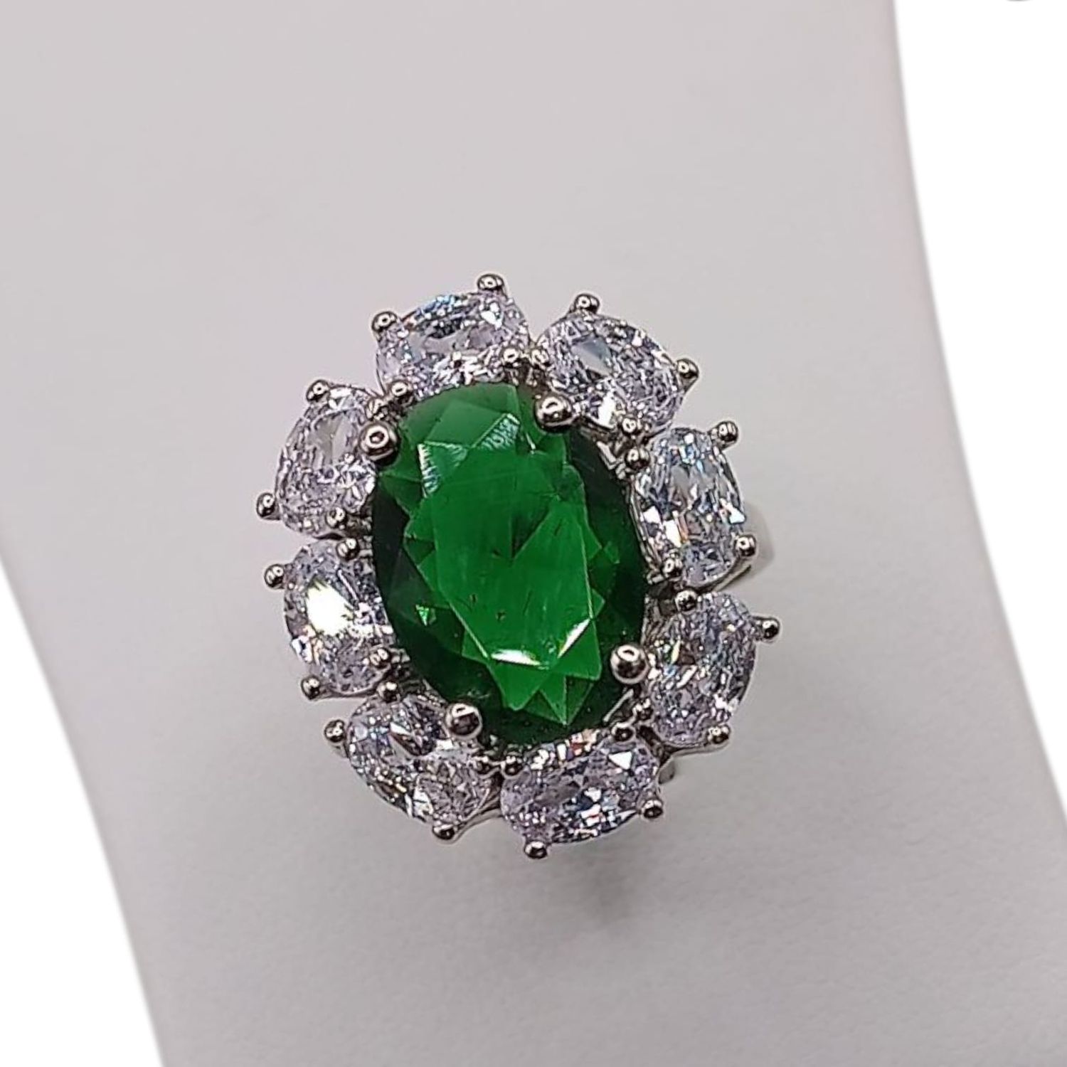 ANILLO OVAL CZ VERDE Y BCA, VARIAS MEDIDAS PLATA .925