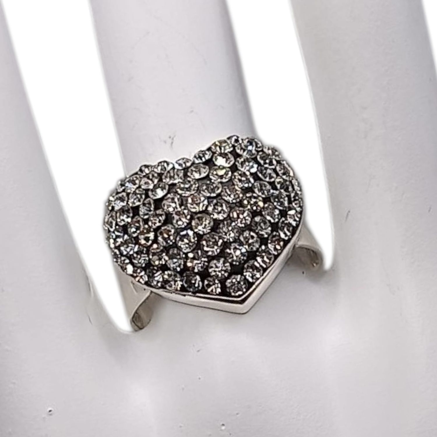 ANILLO CORAZON MULTIPIEDRA SW  COLOR PLATA VARIAS MEDIDAS PLATA .925