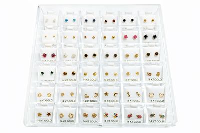 Charolas y Paquetes en Oro y Plata