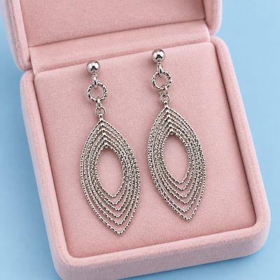 ARETE MOVIL OVALADO 4 CM BROCHE MARIPOSA PLATA .925 ARETE MOVIL OVALADO 4 CM BROCHE MARIPOSA PLATA .925