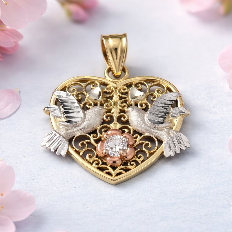 DIJE CORAZON CON PALOMAS, 3 COLORES 2.5 CM LARGO TOTAL CON ASA, ORO 14K