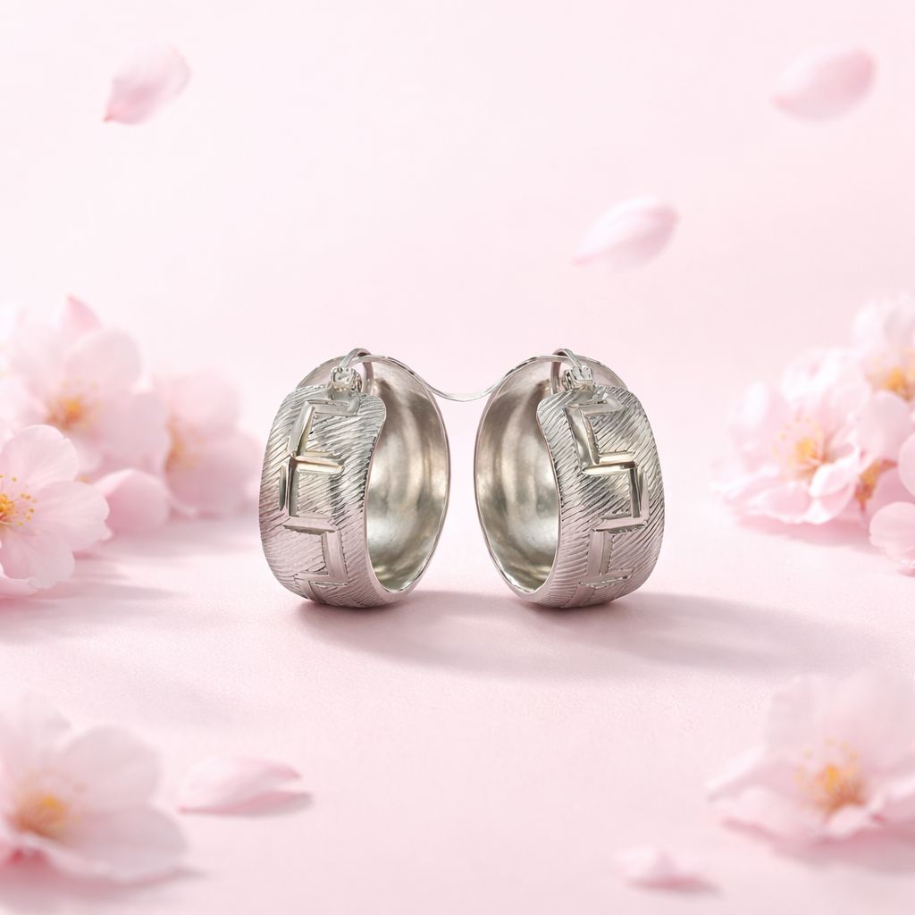 ARRACADA DIAMANTADA 2.4 CM, PLATA .925