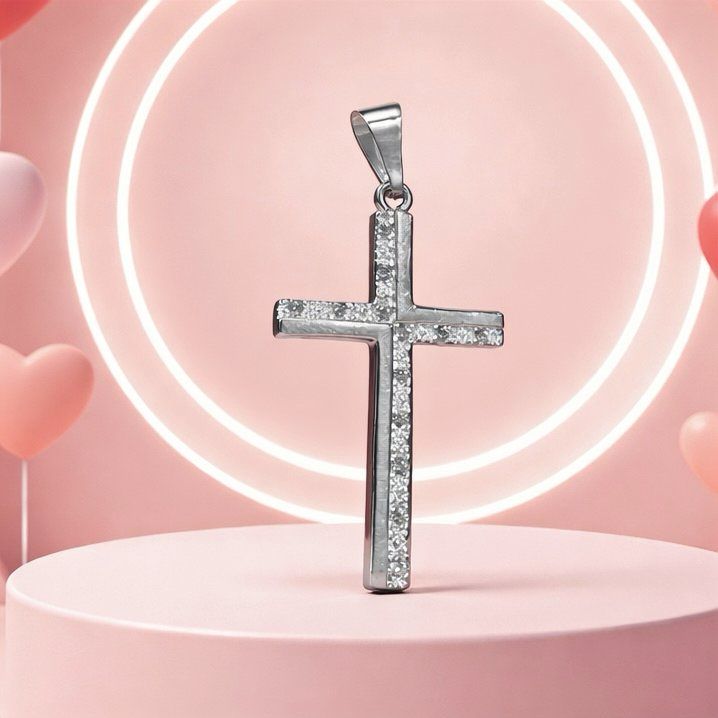 Diamond-Cut Cross Pendant with Zirconias in Mexican 925 Silver, measures 4cm, ideal for chains 5mm or less in width.