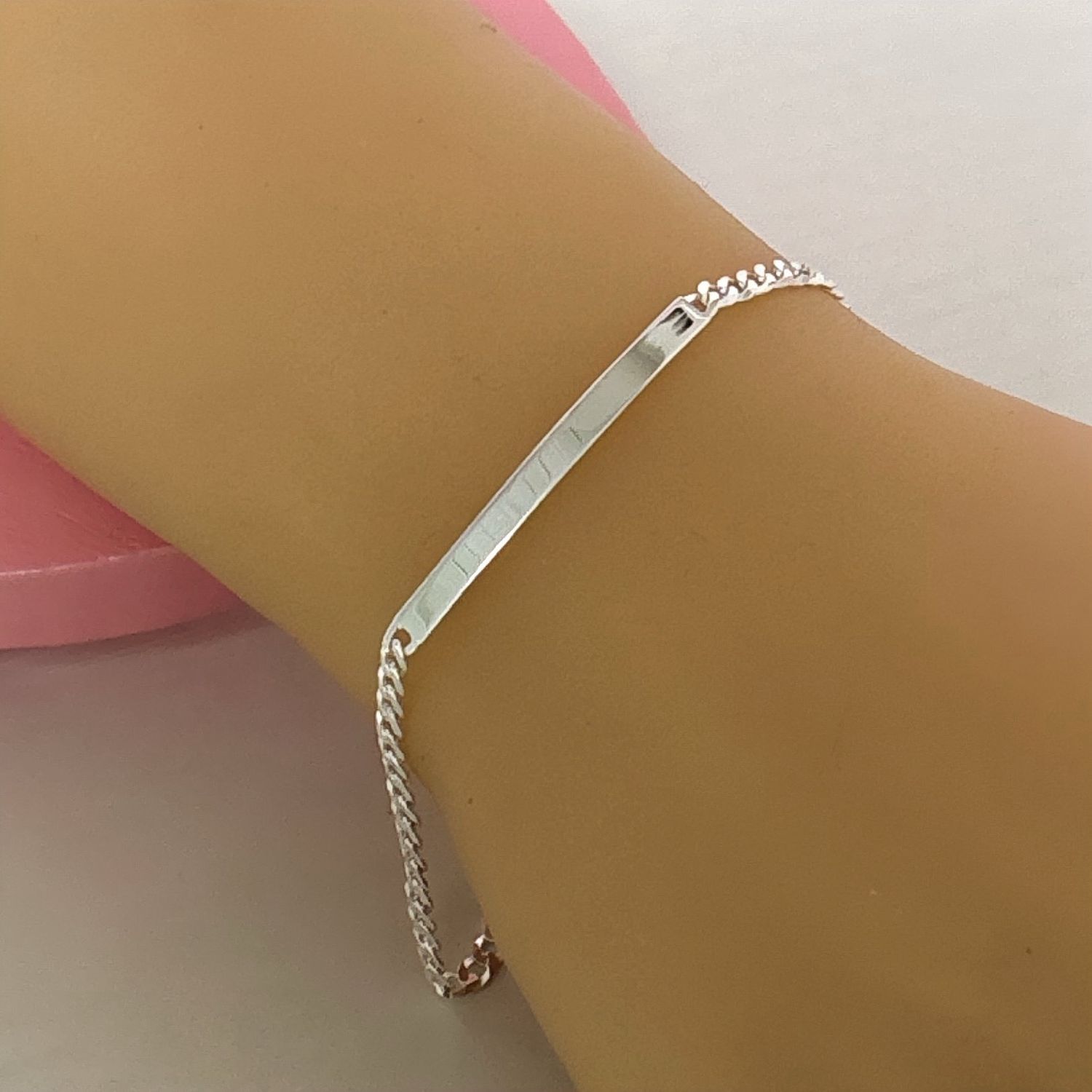 Pulsera con Placa Estilo Cubano 3mm de ancho 7" de largo, Plata Italiana 925