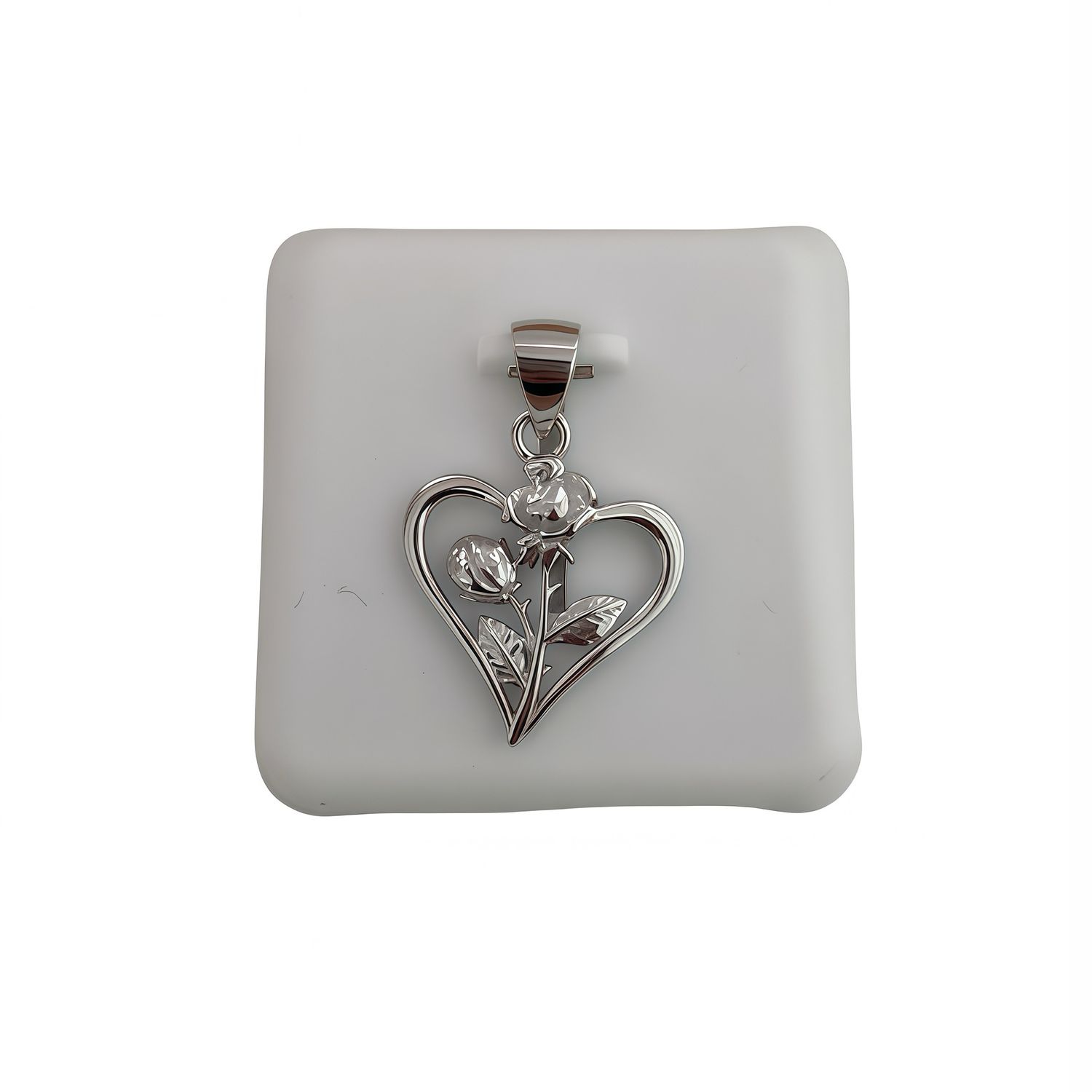 Dije Corazon, mide 3cm ideal para cadenas de 3 mm o menos, en Plata 925 italiana.