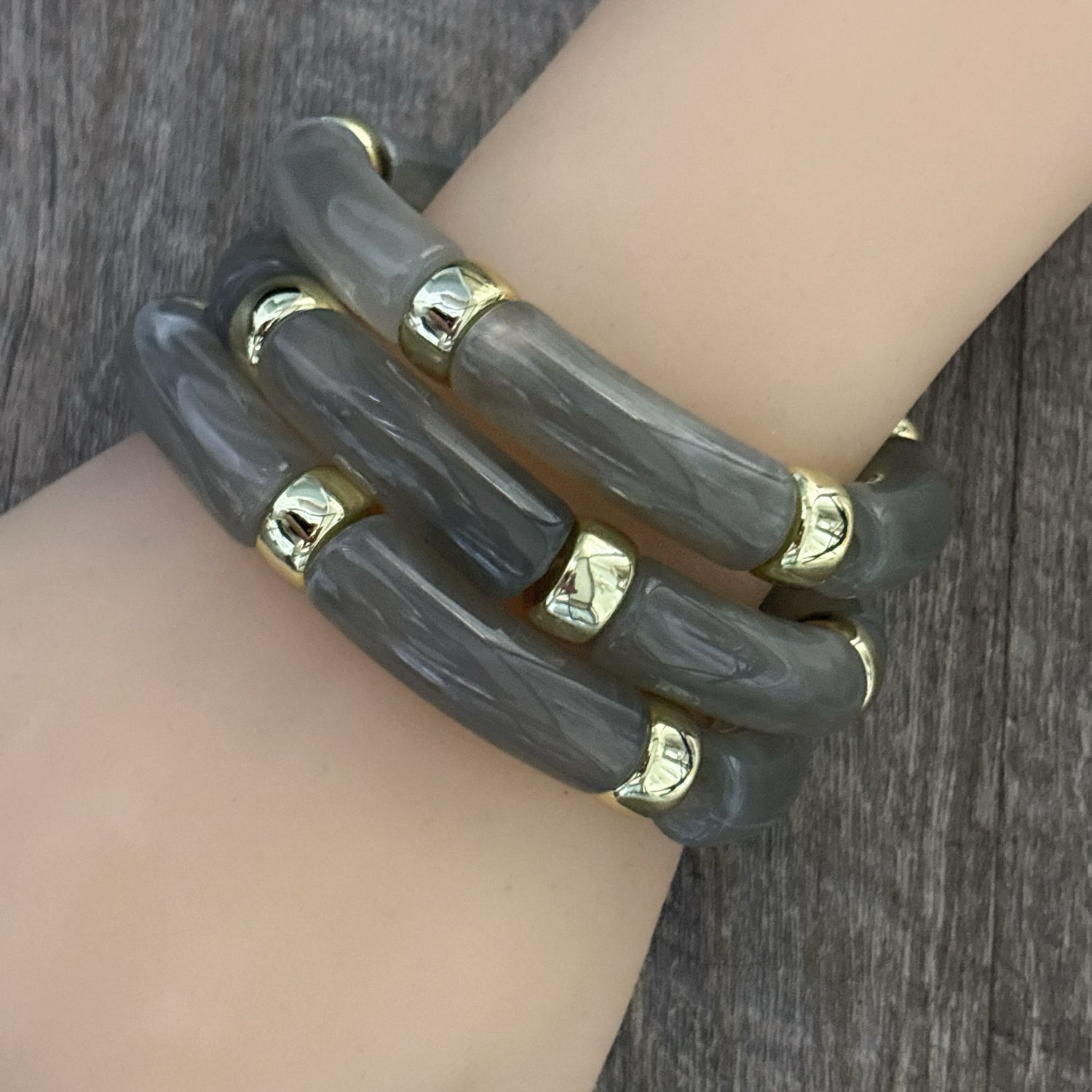 Pulseras set 3 Piezas Estilo Retro color Gris en Resina