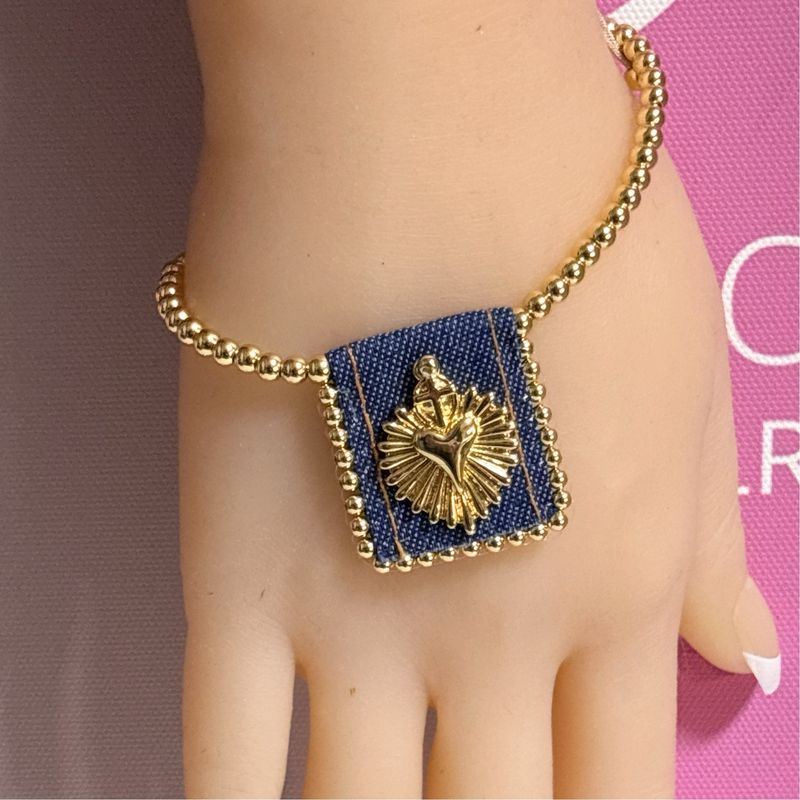 Pulsera Escapulario Ajustable con Corazon Dorado Acero inoxidable