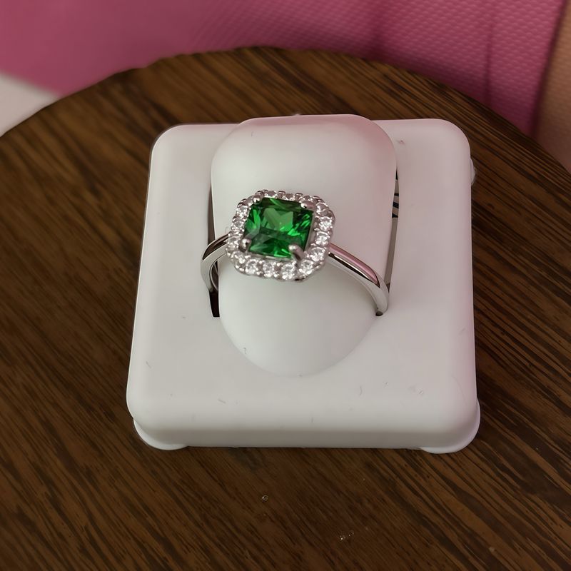 Anillo Corte princessa Con Zirconia Verde Plata 925 Italiana.