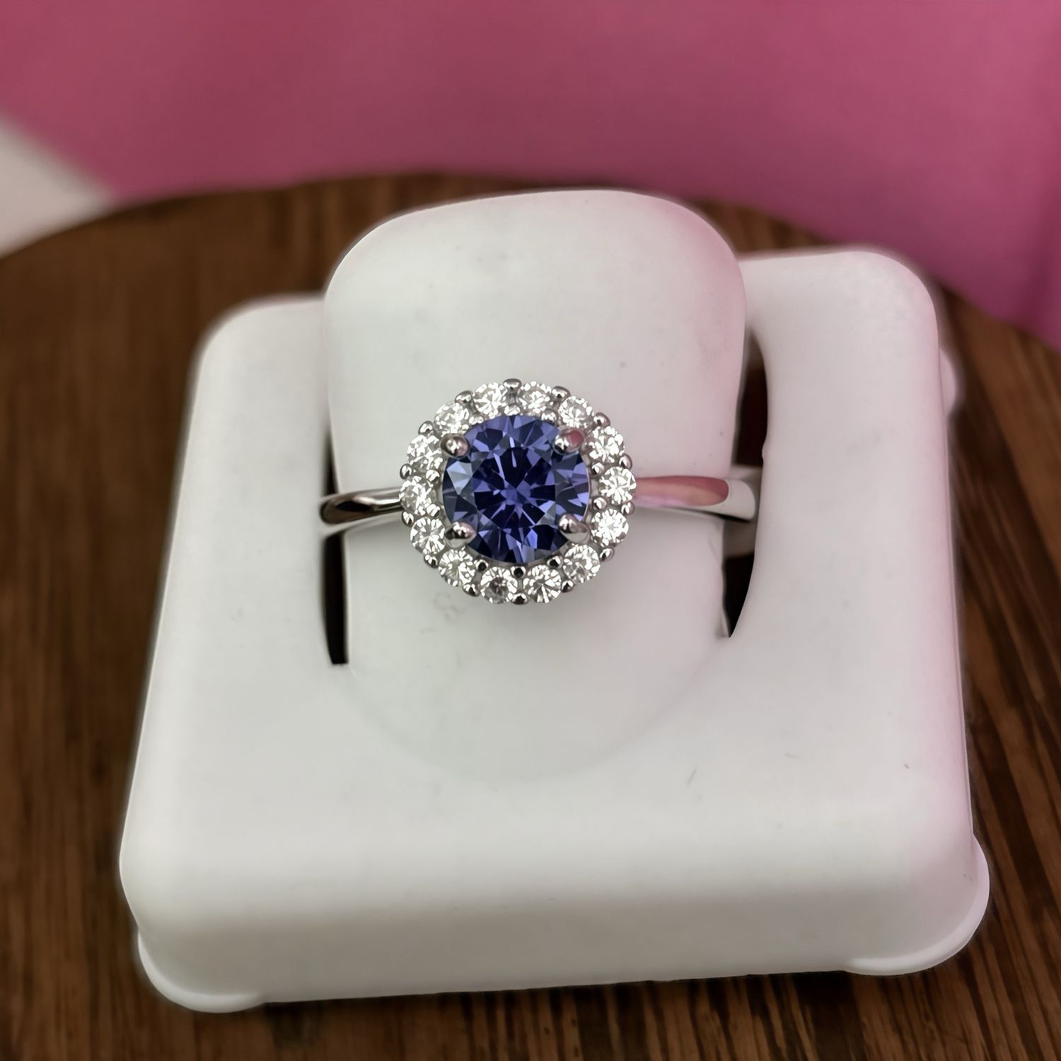 Anillo corte Diamante Con Zirconia Lila  talla # 7 Plata 925 Italiana.