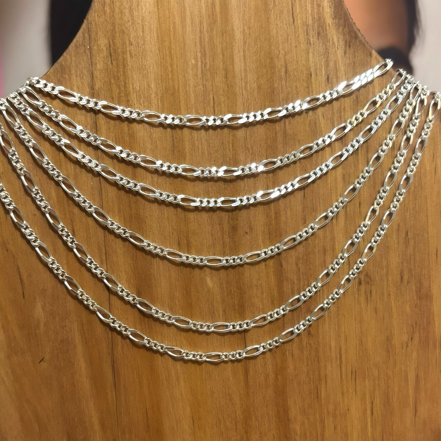 Cadena diamantada Fígaro largo 22", ancho 2mm. PLATA .925