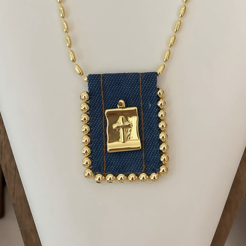 Collar Escapurario Demi Brass Plated Cruz.