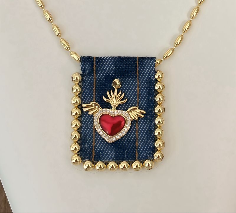 Collar Escapurario Demi Brass Plated Corazon Con Alas.