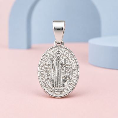 Medalla Xsan Benito Ovalada chica Plata 925 Mexicana Medalla Xsan Benito Ovalada chica Plata 925 Mexicana