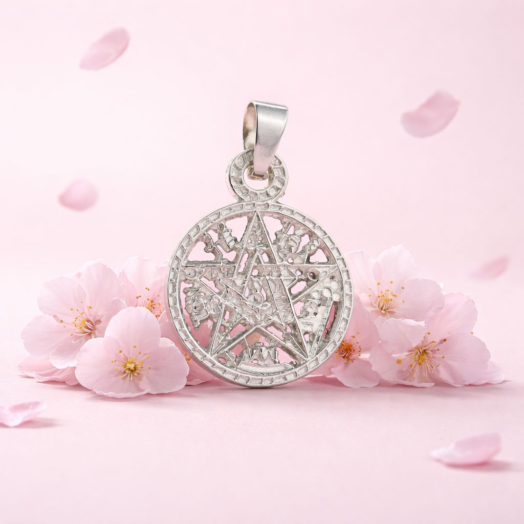 Dije pentagrama, mide 3 cm ideal para cadenas de 4 mm o menos plátano 925 mexicana