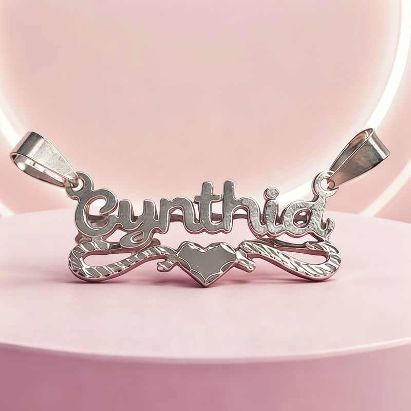 Dije Nombre CYNTHIA Diamantado mide 3.5cm  Plata 925 MX