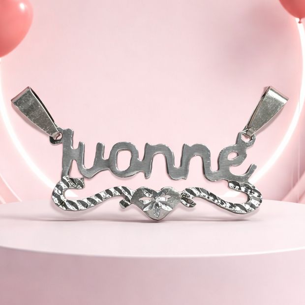 Dije Nombre Ivonne mide 3.5cm  Plata 925 MX