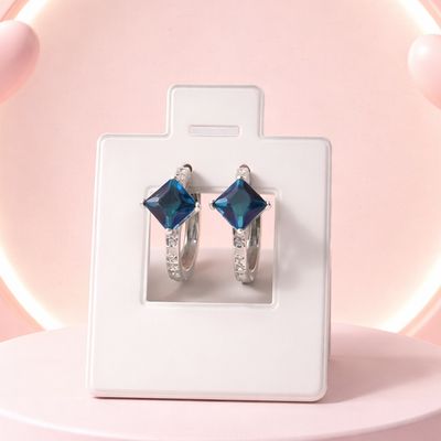 Huggie Corte Princesa zirconia Negra 2cm Plata 925 MX