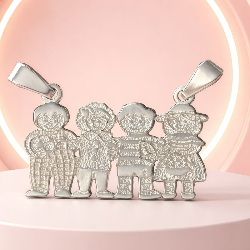 Dije 2 ninos y 2 ninas mide 4cm, Plata 925 Mx