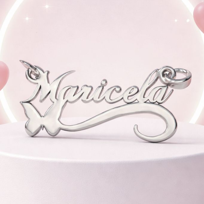 Dije Nombre "MARICELA mide 3.6cm, Plata 925