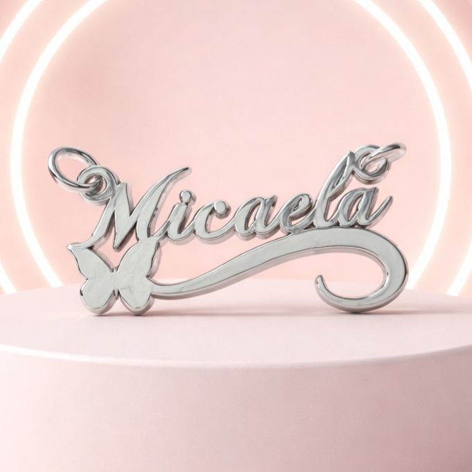 Dije Nombre "MICAELA mide 3.6cm, Plata 925