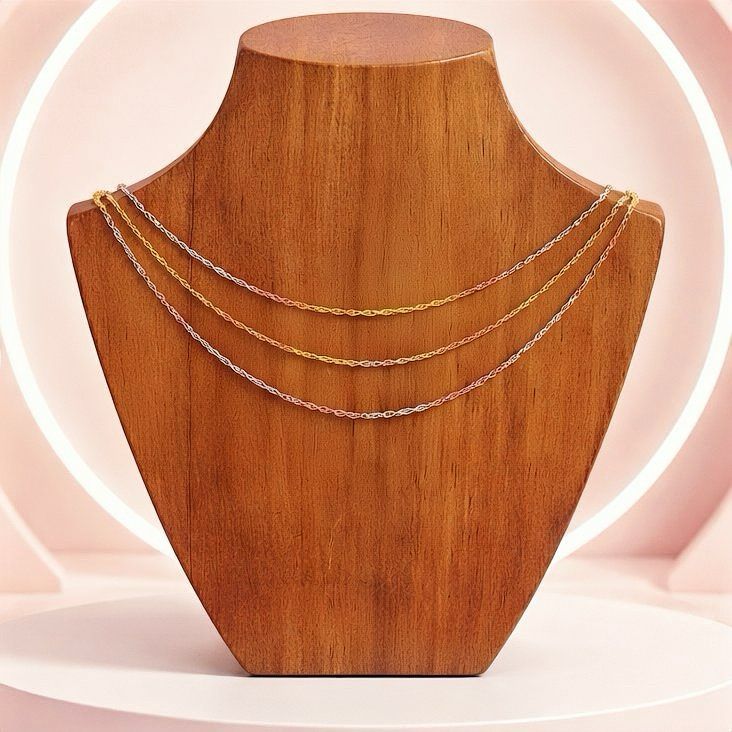 Cadena estilo Rolo con chapa de Oro en tres colores, Mide 16" de largo en Plata 925 Italiana