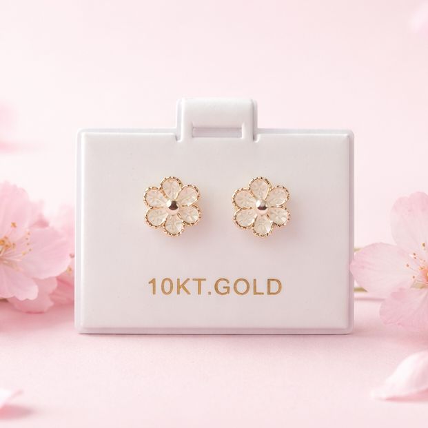 Broquel Flor Esmalte Blanca 8.5mm Oro 10K