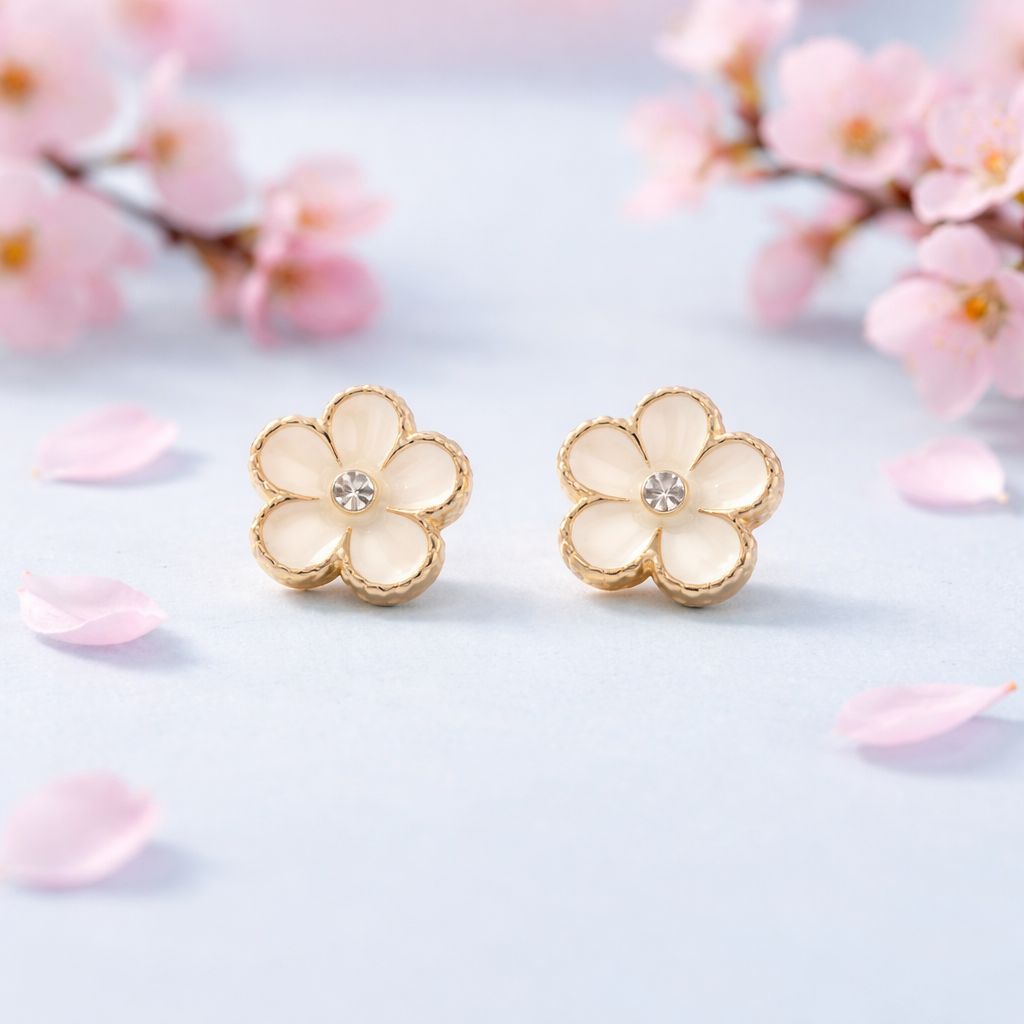 Broquel Flor Esmalte Blanca 8.5mm Oro 10K