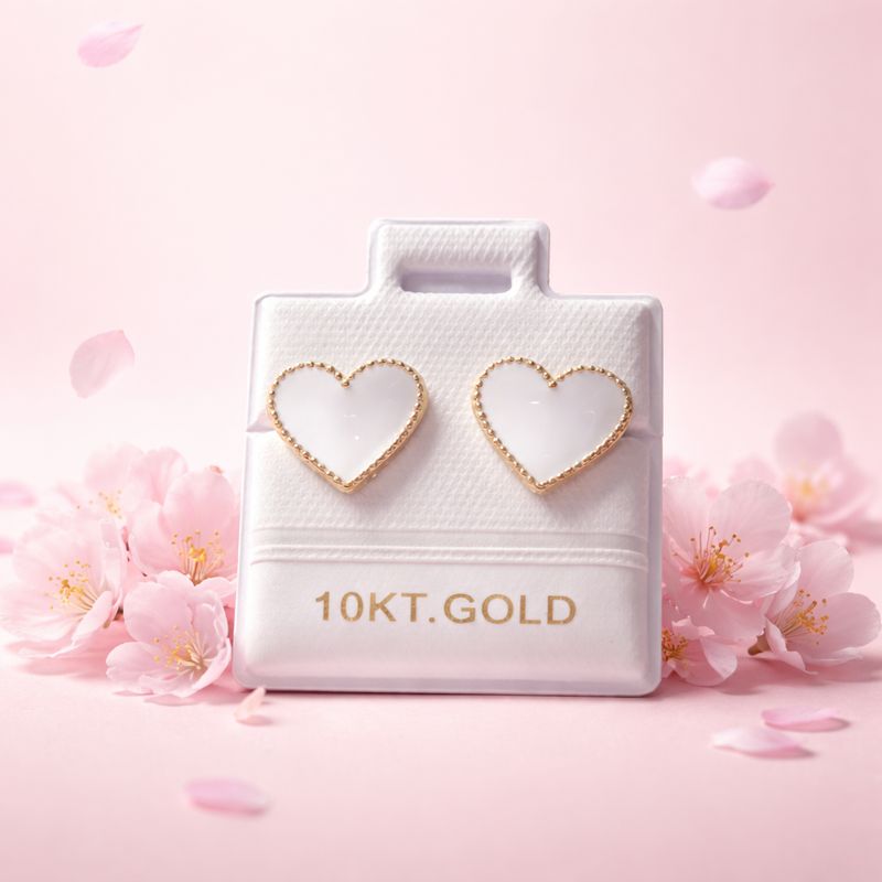Broquel Corazon Esmaltado Blanco 10mm Oro10K