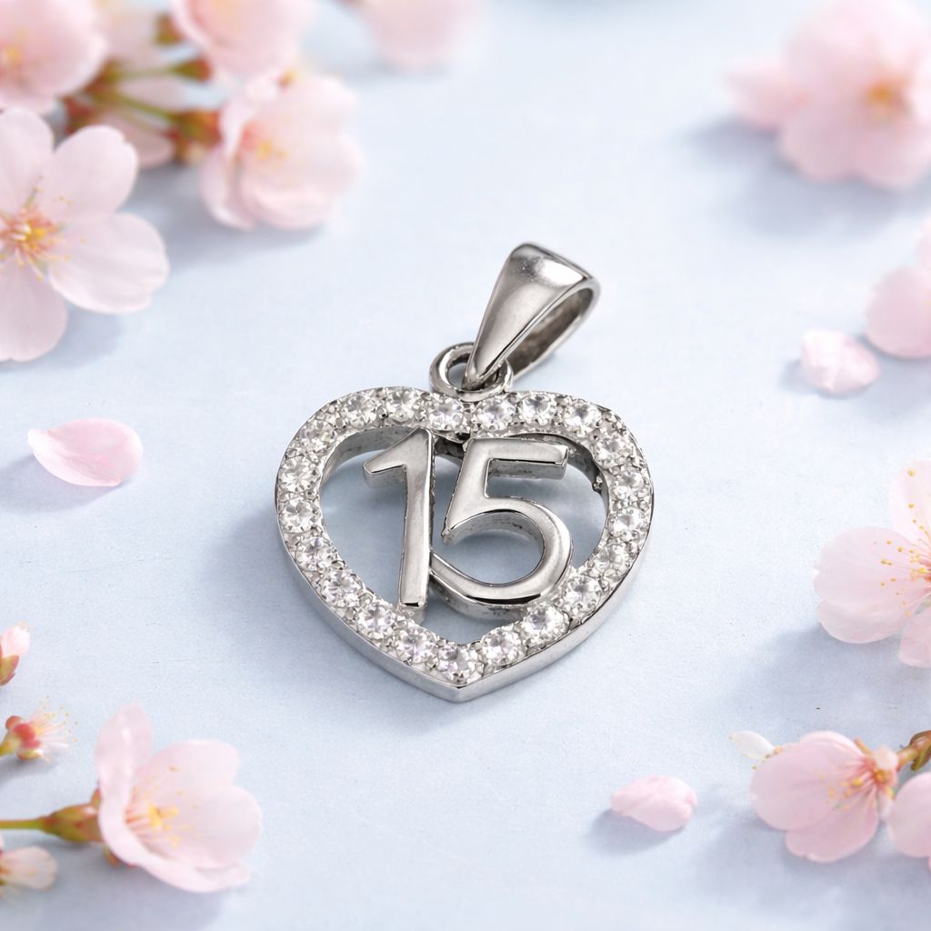 Dije Corazon 15 Años Micropabe   mide 2cm Plata 925 italiana