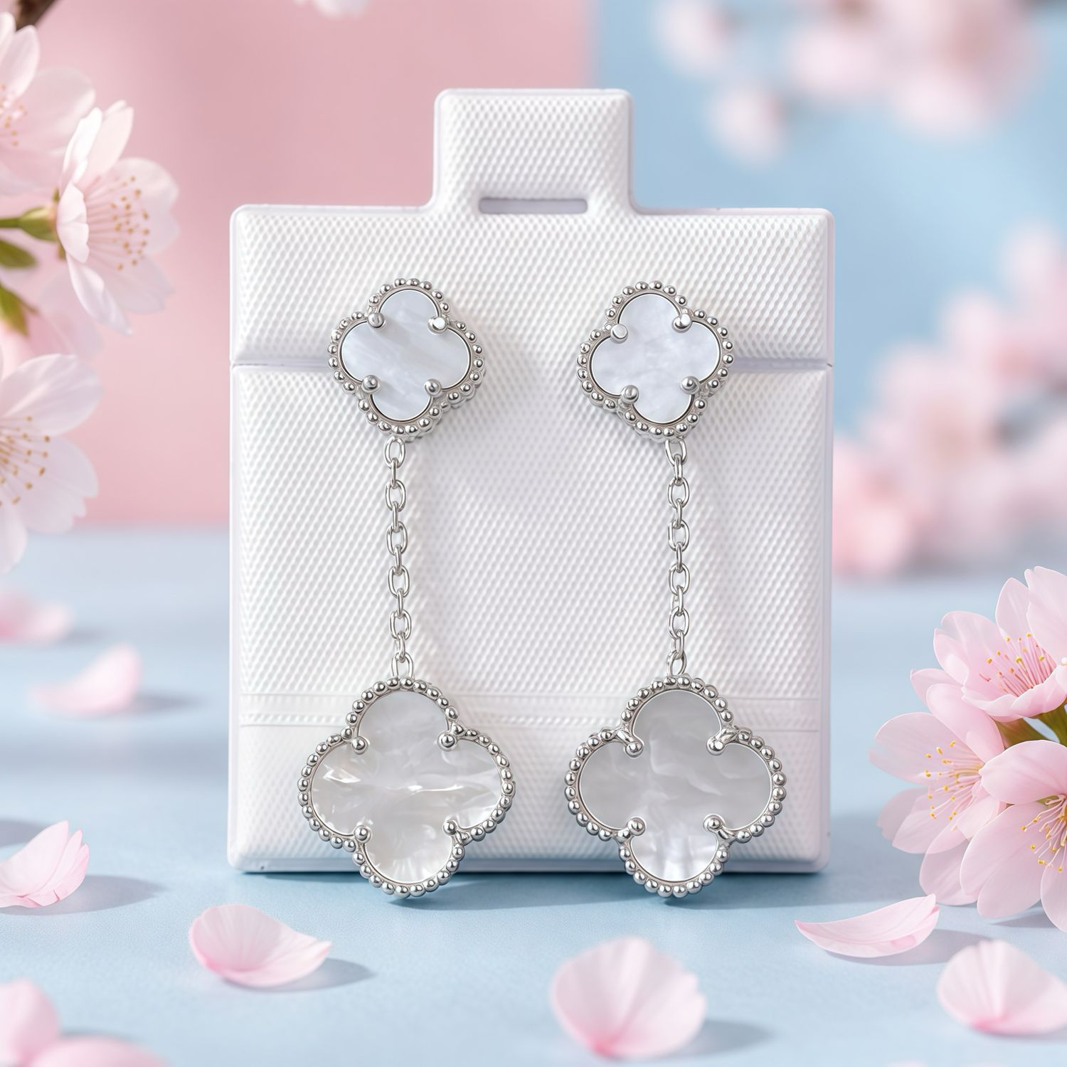 Arete Doble Trébol Blanco, Mide 3.7cm Plata Italiana con Rodio 925