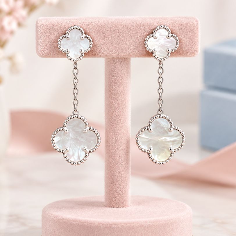 Arete Doble Trébol Blanco, Mide 3.7cm Plata Italiana con Rodio 925