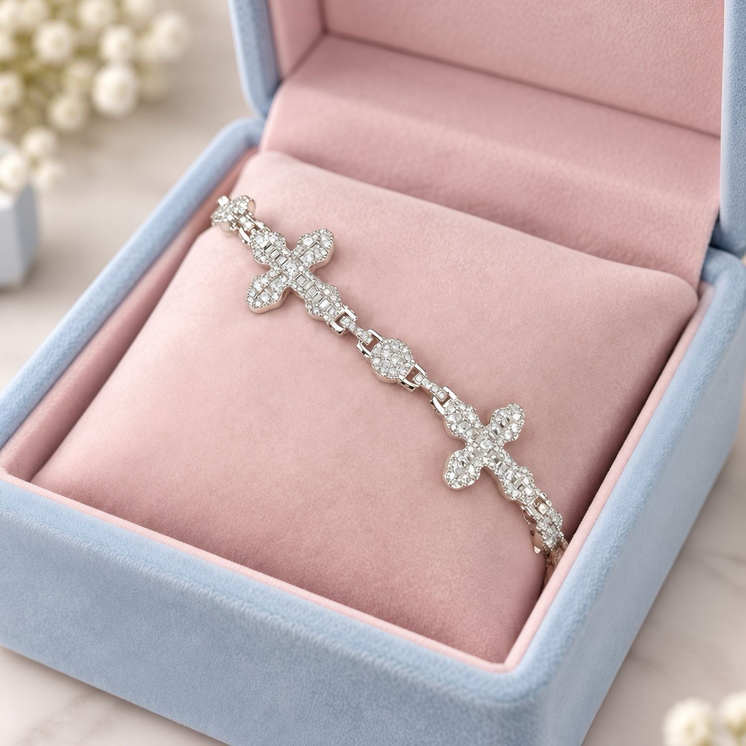 Pulsera  Monac. Triple Cruz   8'' de largo.  Plata 925 K