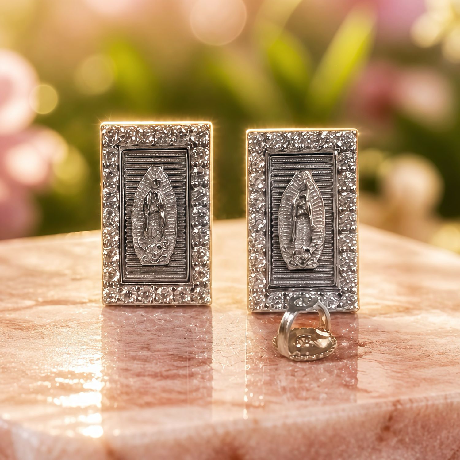 Aretes Virgen de Guadalupe Micropabe Plata 925 Thailandesa