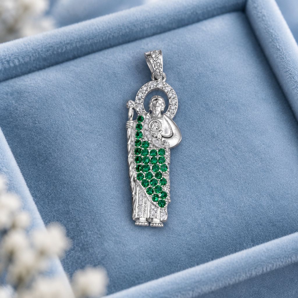 Dije San Judas Manto Verde 5cm Plata 925 mexicana, ideal para cadenas de 4mm de ancho