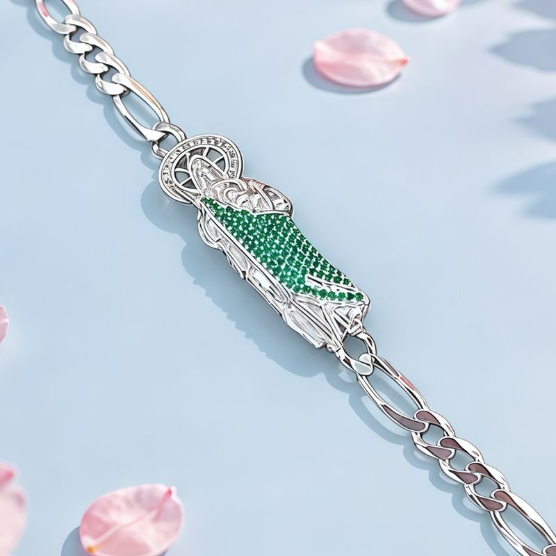 Pulsera Estilo Figaro con San Judas Manto Verde, mide 8; de largo, la cadena es de 5.4mm de ancho  Plata 925 Mexicana