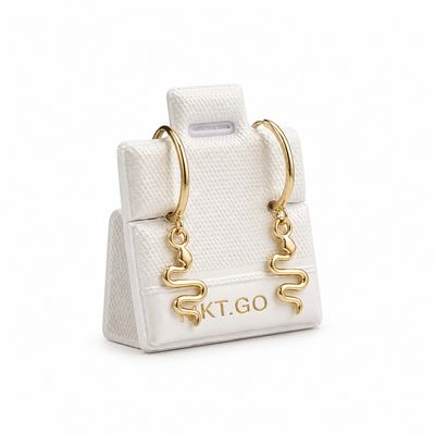 Arracada Mini Serpiente mide 10mm y con la serpiente 23mm Oro 14k Mexicano